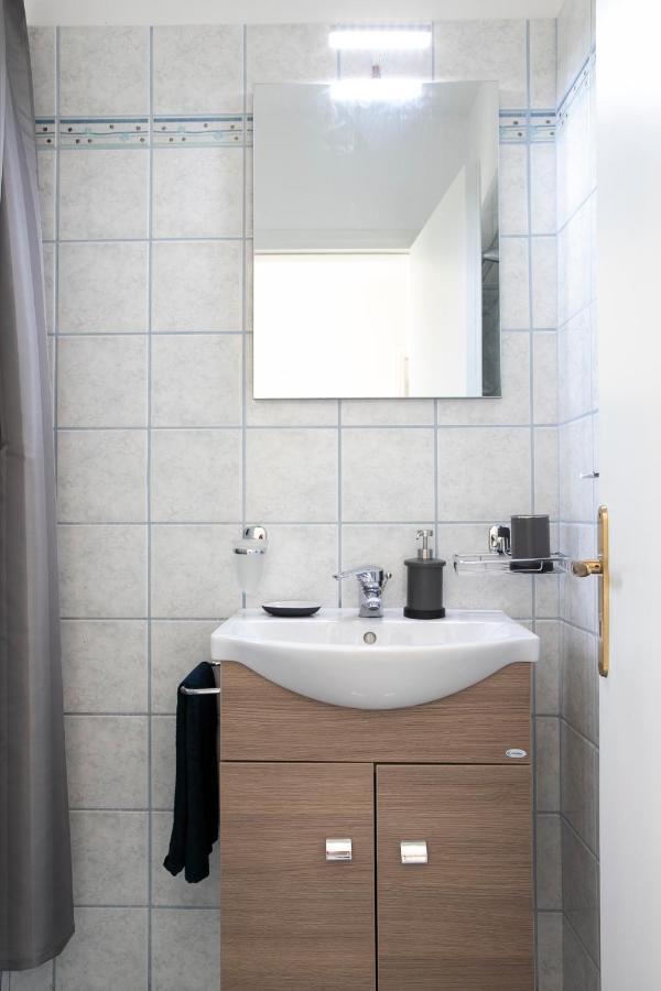 Anavyssos 1 Bedrm 4 Prs Flat 5Min Walk From Beach Zewnętrze zdjęcie