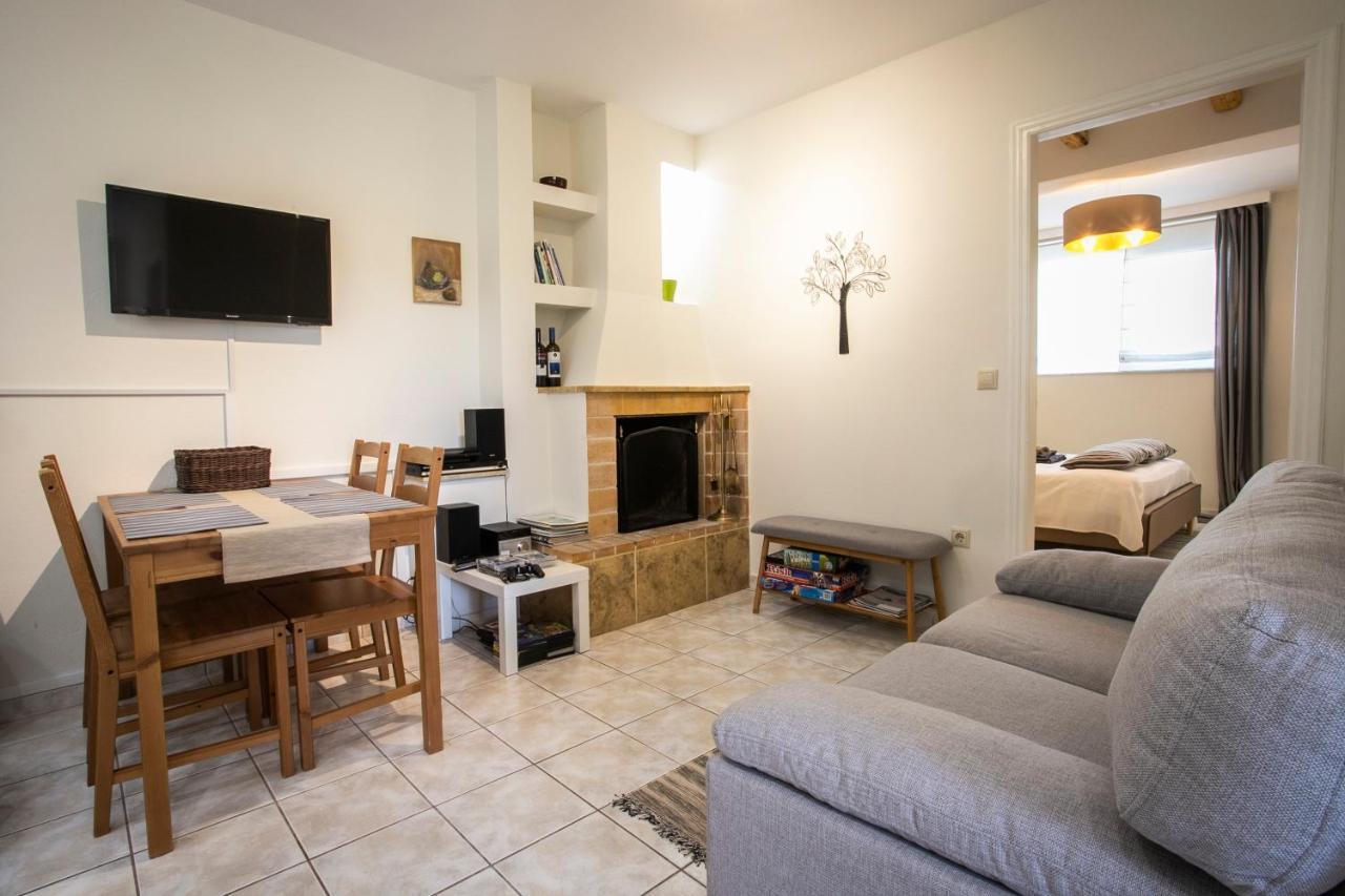 Anavyssos 1 Bedrm 4 Prs Flat 5Min Walk From Beach Zewnętrze zdjęcie